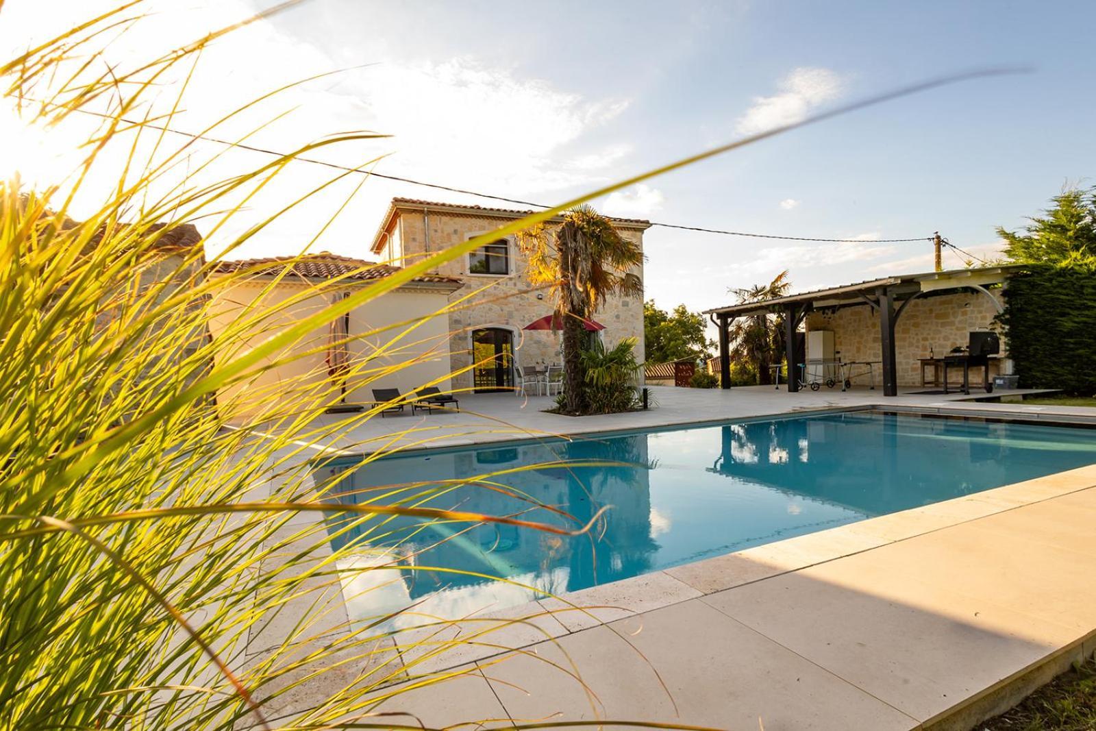 Villa Au Petit Bonheur Avec Clim - Hameau Au Calme - Piscine Chauffee - Petanque Moncrabeau ภายนอก รูปภาพ